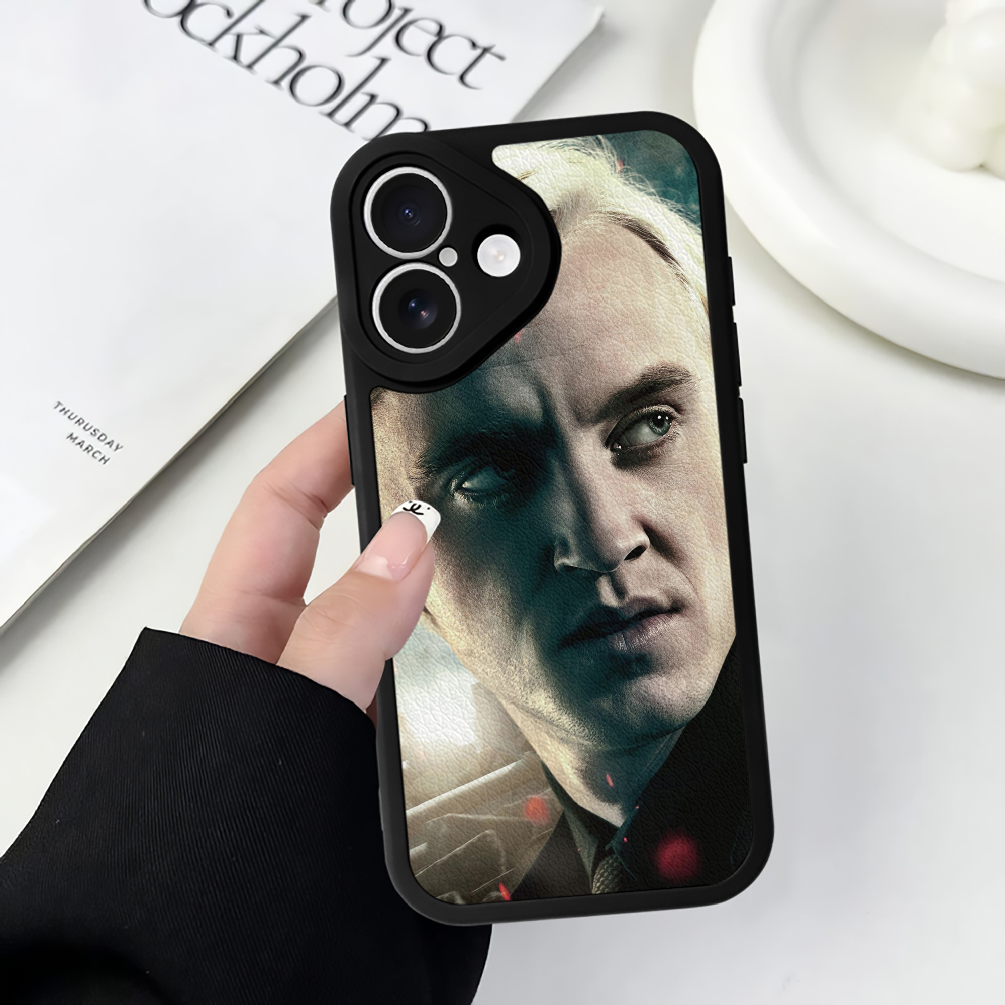 （画像用） Harry Potter ハリー・ポッターシリーズ 【iPhone 16シリーズ対応】シリコンスマホケース（レザー調） 材質：シリコン